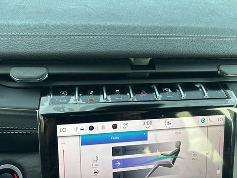 New 2025 Jeep Grand Cherokee L Limited image 16