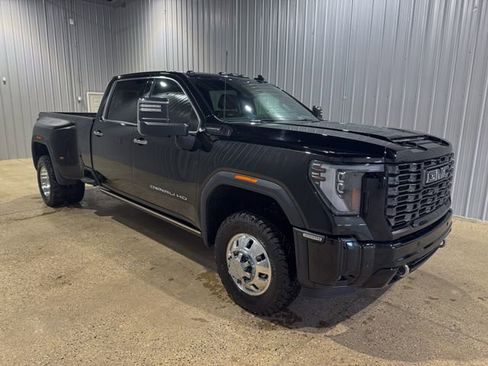 Used 2025 GMC Sierra 3500 Denali Ultimate image 7