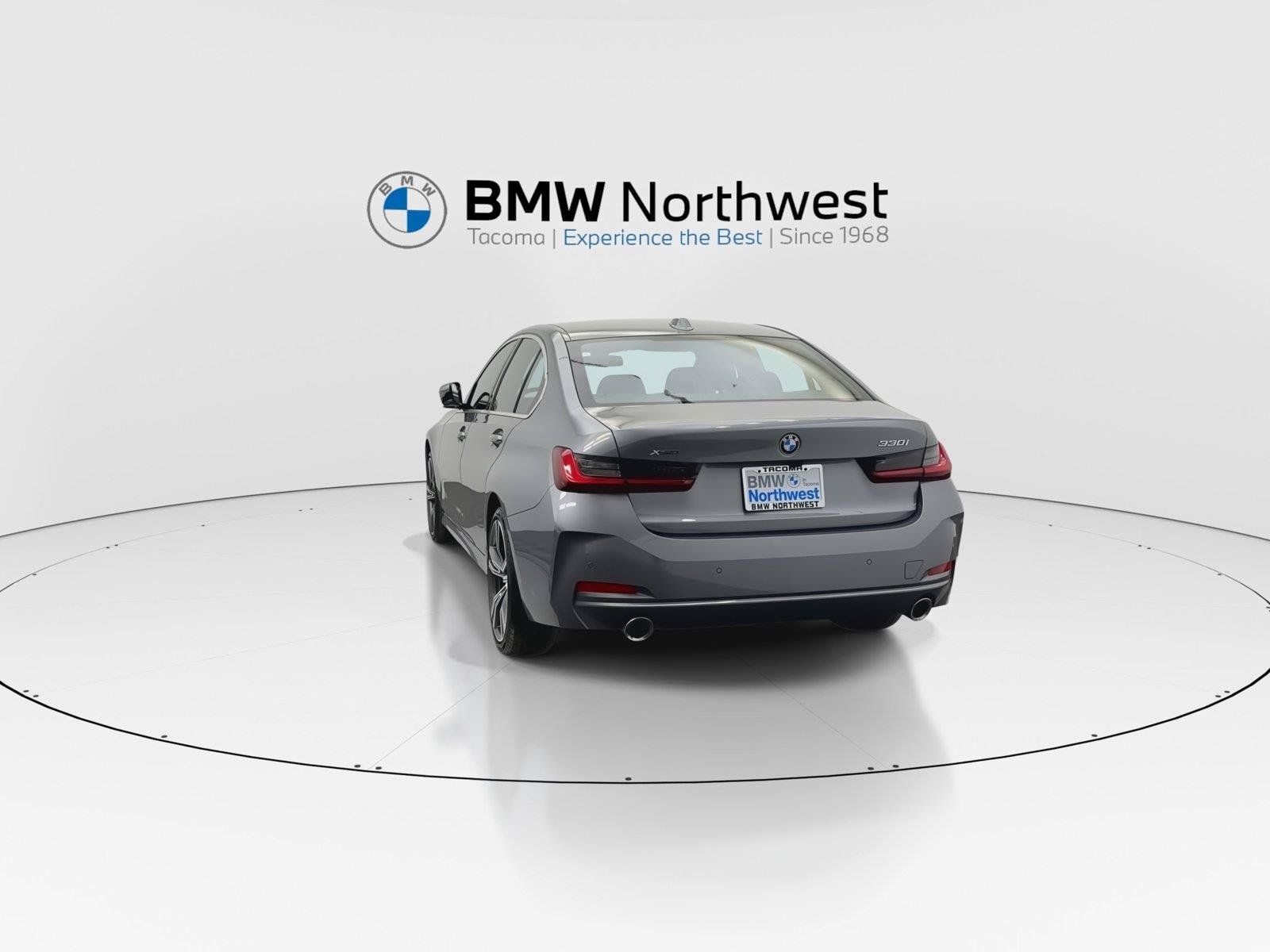 Used 2024 BMW 330i xDrive Sedan w/ Convenience Package AWD/4WD image 13