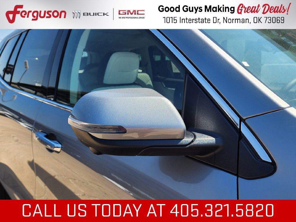 New 2026 GMC Acadia Denali w/ Super Cruise Package FWD image 10