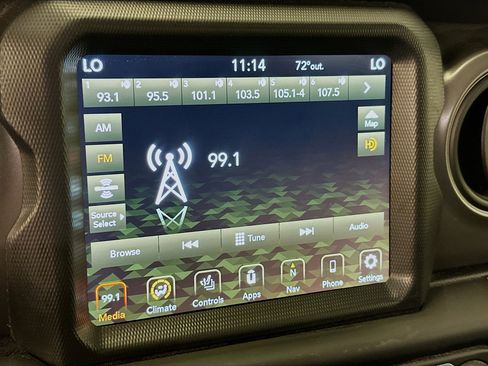 Used 2023 Jeep Wrangler Unlimited w/ Cold Weather Group AWD/4WD image 21