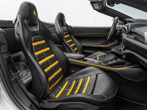 Certified 2023 Ferrari Portofino M image 44