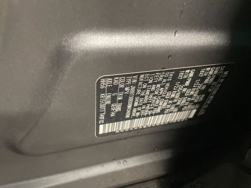 Used 2024 Nissan Rogue SV image 31