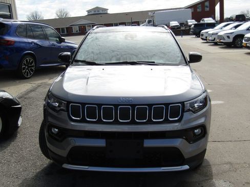 Used 2022 Jeep Compass Limited w/ Sun and Sound Group image 13