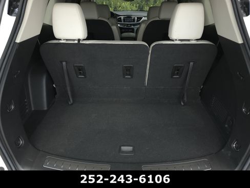 Used 2023 Buick Enclave Essence FWD image 33