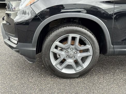 Certified 2023 Honda Passport EX-L image 30