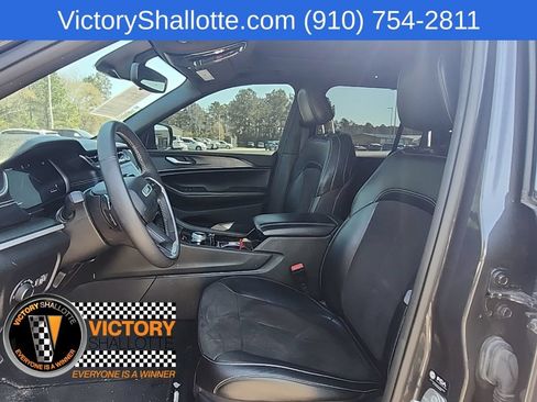 Certified 2023 Jeep Grand Cherokee Altitude AWD/4WD image 19