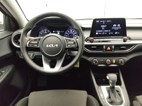 Used 2023 Kia Forte LXS image 22