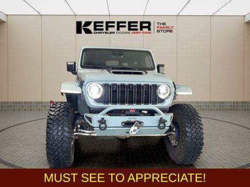 Used 2024 Jeep Wrangler Unlimited Rubicon 392 AWD/4WD image 8