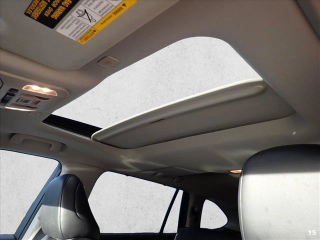 Used 2023 Toyota Highlander XLE AWD/4WD image 5