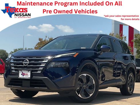 Used 2025 Nissan Rogue SV FWD image 1