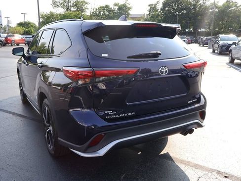 Certified 2021 Toyota Highlander XSE AWD/4WD image 5
