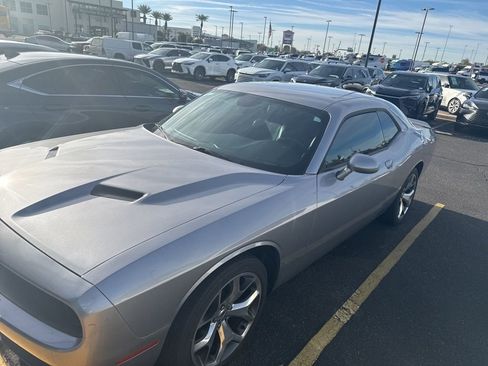 Used 2015 Dodge Challenger SXT Plus w/ Driver Convenience Group image 2