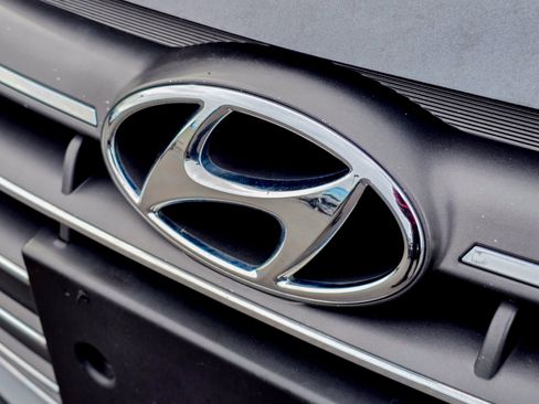 Used 2020 Hyundai Elantra ECO w/ Cargo Package (C1) image 3