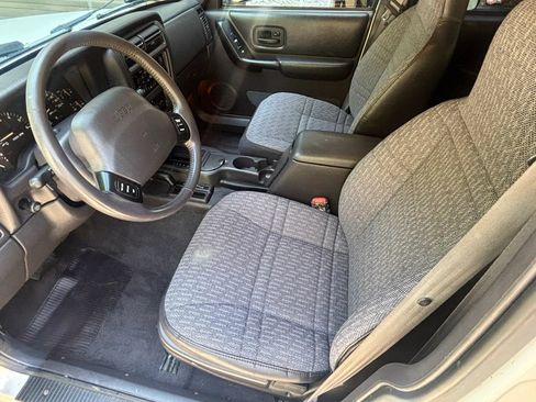Used 2000 Jeep Cherokee Sport AWD/4WD image 17
