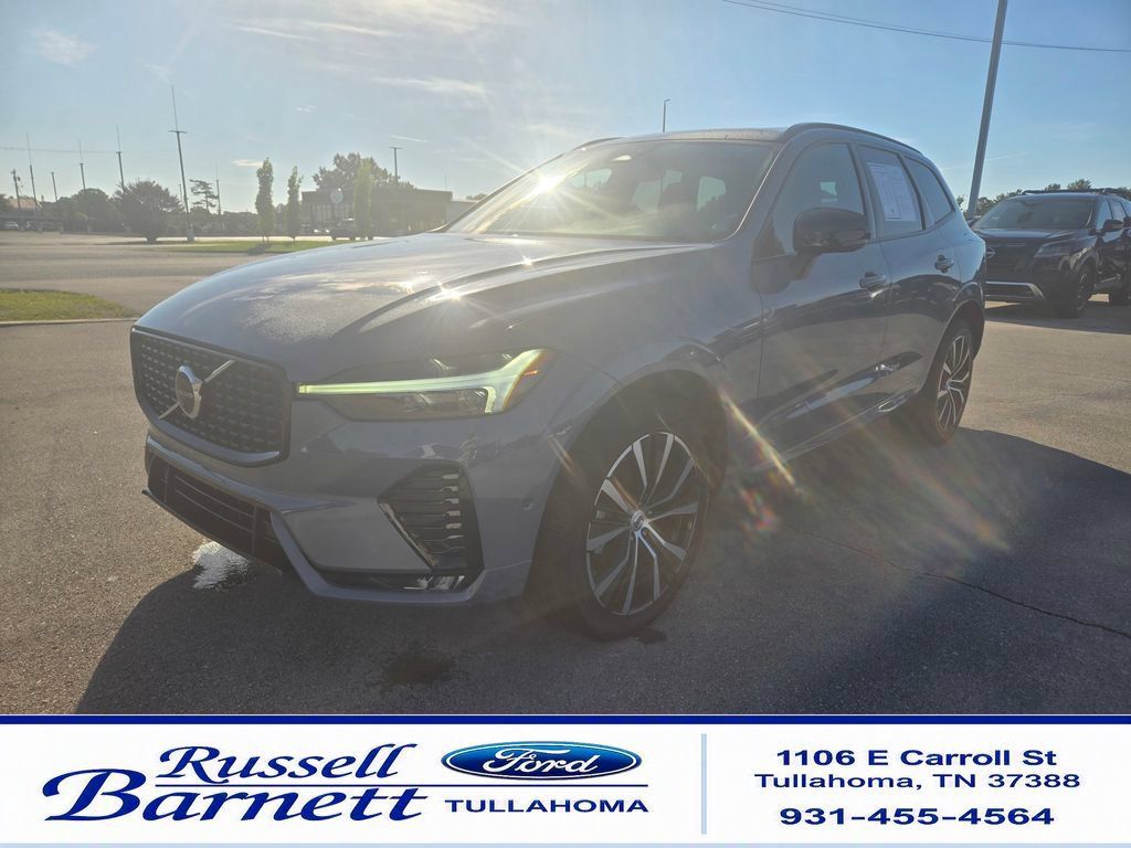 Used 2024 Volvo XC60 B5 Plus AWD/4WD image 1