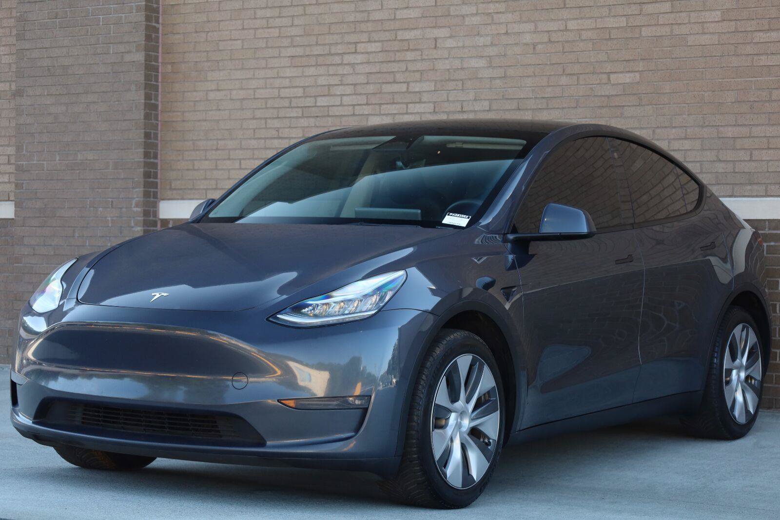 Used 2023 Tesla Model Y Long Range AWD/4WD image 7