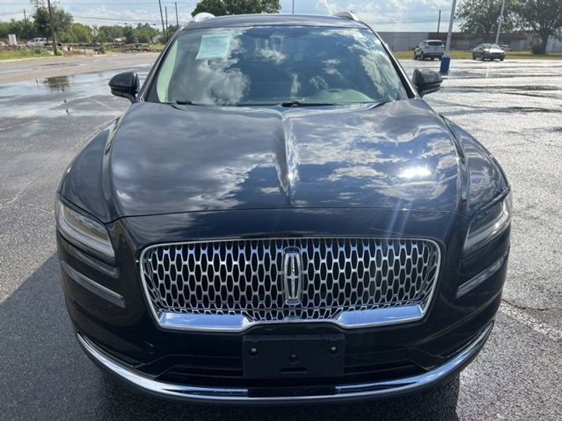 Used 2022 Lincoln Nautilus FWD w/ Premium Package image 1