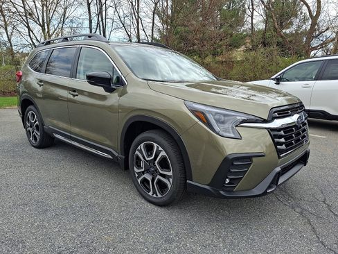 New 2026 Subaru Ascent Limited AWD/4WD image 2