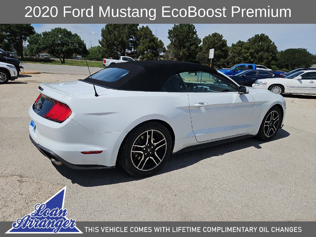 Used 2020 Ford Mustang Premium RWD image 13