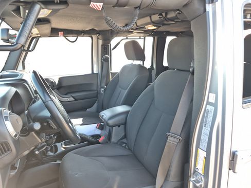 Used 2016 Jeep Wrangler Unlimited Sport w/ Quick Order Package 23S AWD/4WD image 15