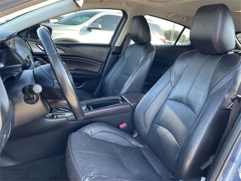 Used 2018 MAZDA MAZDA3 Grand Touring image 26