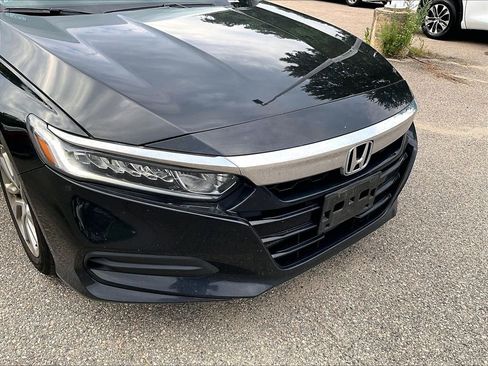 Used 2019 Honda Accord LX image 8