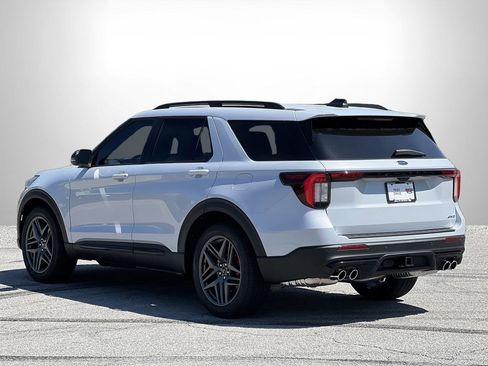 New 2026 Ford Explorer ST RWD image 26