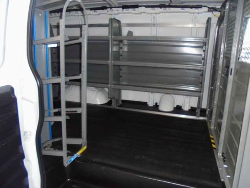 Used 2021 Chevrolet Express 2500 w/ Driver Convenience Package image 9