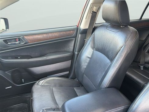 Used 2015 Subaru Outback 2.5i Limited AWD/4WD image 14