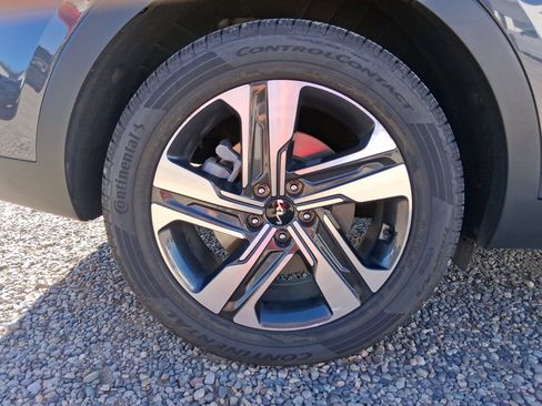 Used 2023 Kia Sorento EX AWD/4WD image 18