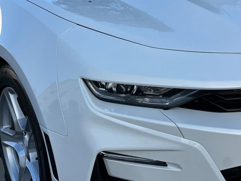 Used 2021 Chevrolet Camaro LT image 10