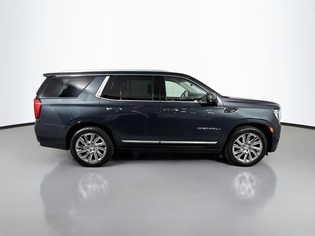 Used 2021 GMC Yukon Denali w/ Denali Ultimate Package AWD/4WD image 4
