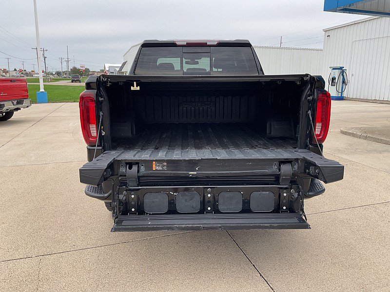 Used 2021 GMC Sierra 1500 AT4 w/ AT4 Preferred Package AWD/4WD image 11