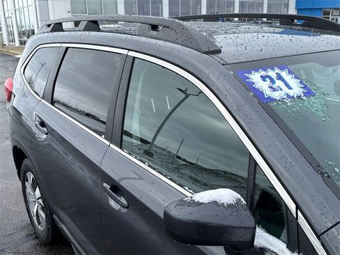 Used 2021 Subaru Ascent Premium w/ Convenience Package image 12