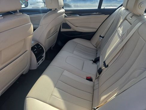 Used 2021 BMW 530i RWD image 14