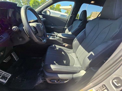 Used 2025 Lexus TX 500h AWD w/ Technology Package image 23