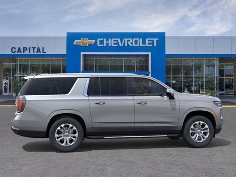 New 2026 Chevrolet Suburban LS image 5