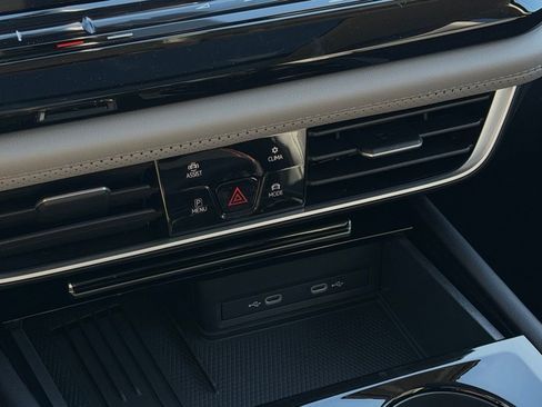 New 2026 Volkswagen Atlas Peak Edition image 37