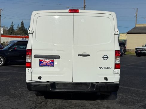Used 2021 Nissan NV 1500 S image 5
