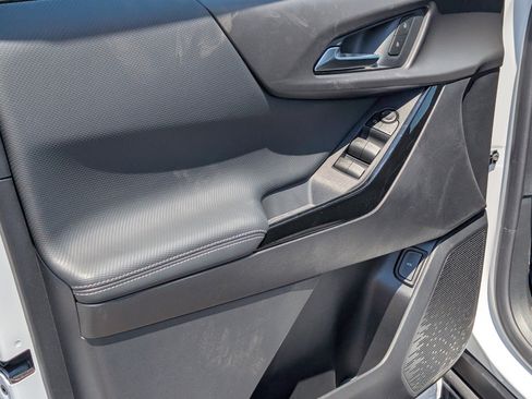 New 2026 Chevrolet Equinox LT FWD image 15