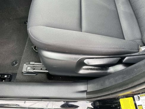 Used 2023 Toyota Corolla LE image 24