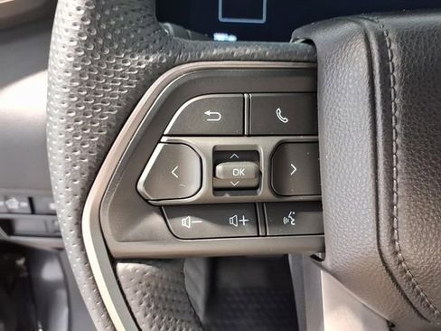 Used 2025 Toyota Tundra Limited AWD/4WD image 8