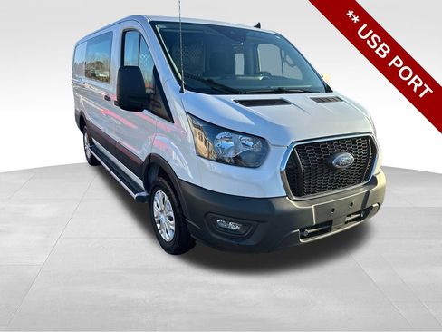 Used 2024 Ford Transit 250 Low Roof w/ Exterior Upgrade Package image 10