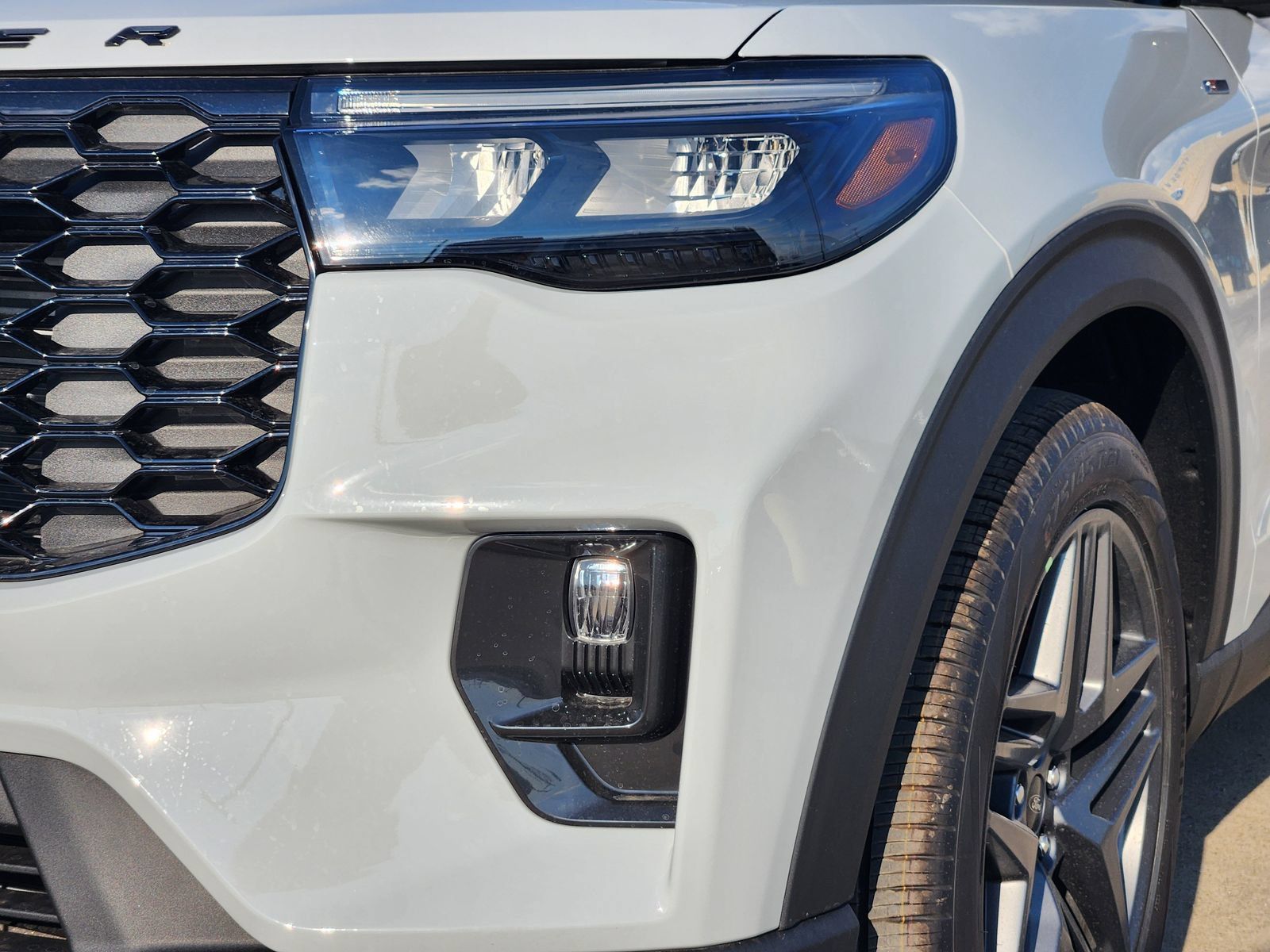 New 2027 Ford Explorer ST-Line w/ Premium Package RWD image 10