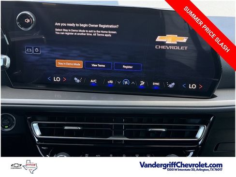 New 2026 Chevrolet Traverse LT FWD image 15