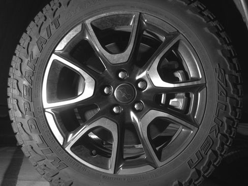 Used 2025 Jeep Compass Trailhawk AWD/4WD image 13