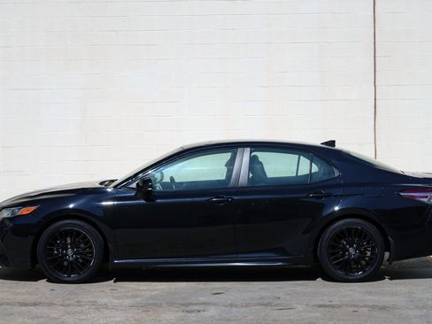 Used 2020 Toyota Camry SE FWD image 42