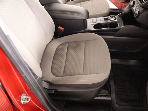 Used 2022 Ford Escape SE w/ Convenience Package FWD image 13
