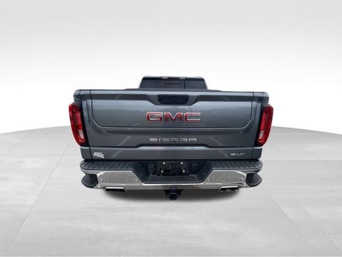Used 2022 GMC Sierra 1500 SLT w/ SLT Premium Plus Package AWD/4WD image 9